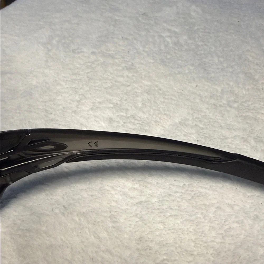 Oakley Valve OO9236-06 60[]16 133 Gray Sunglasses